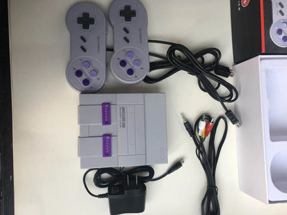 Console Retro Colecionável similar NES/SNES com jogos na memória
